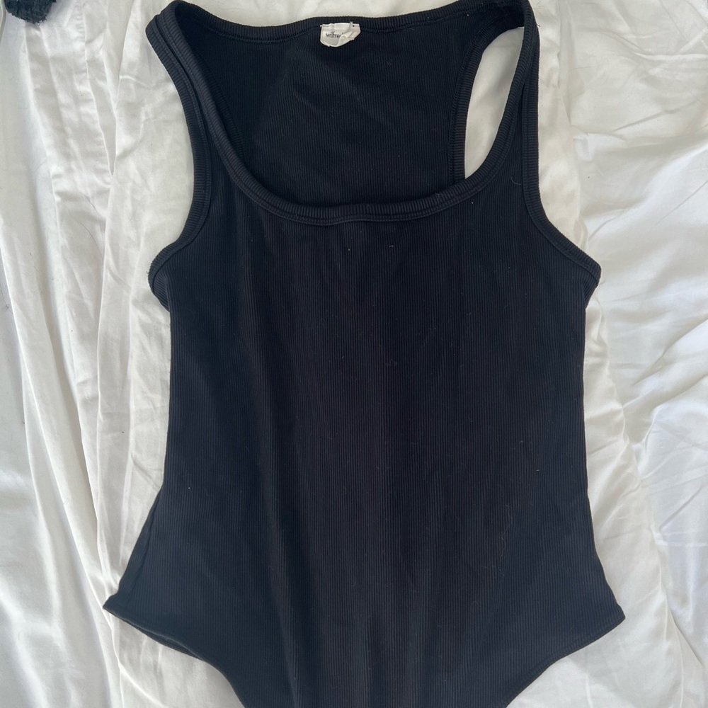 Aritzia Wilfred Free Ribbed Bodysuit